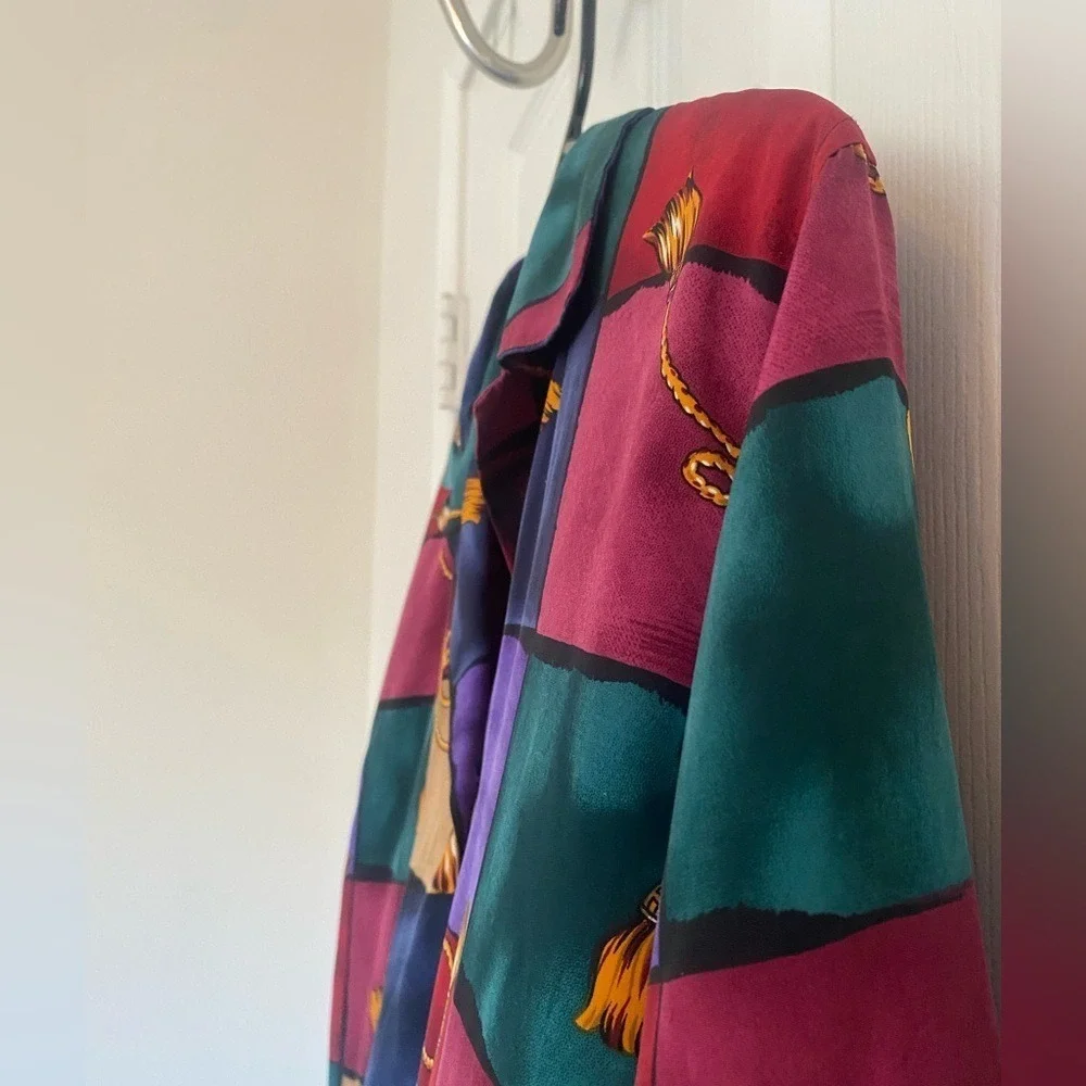 LE CAVIAR vibrant statement